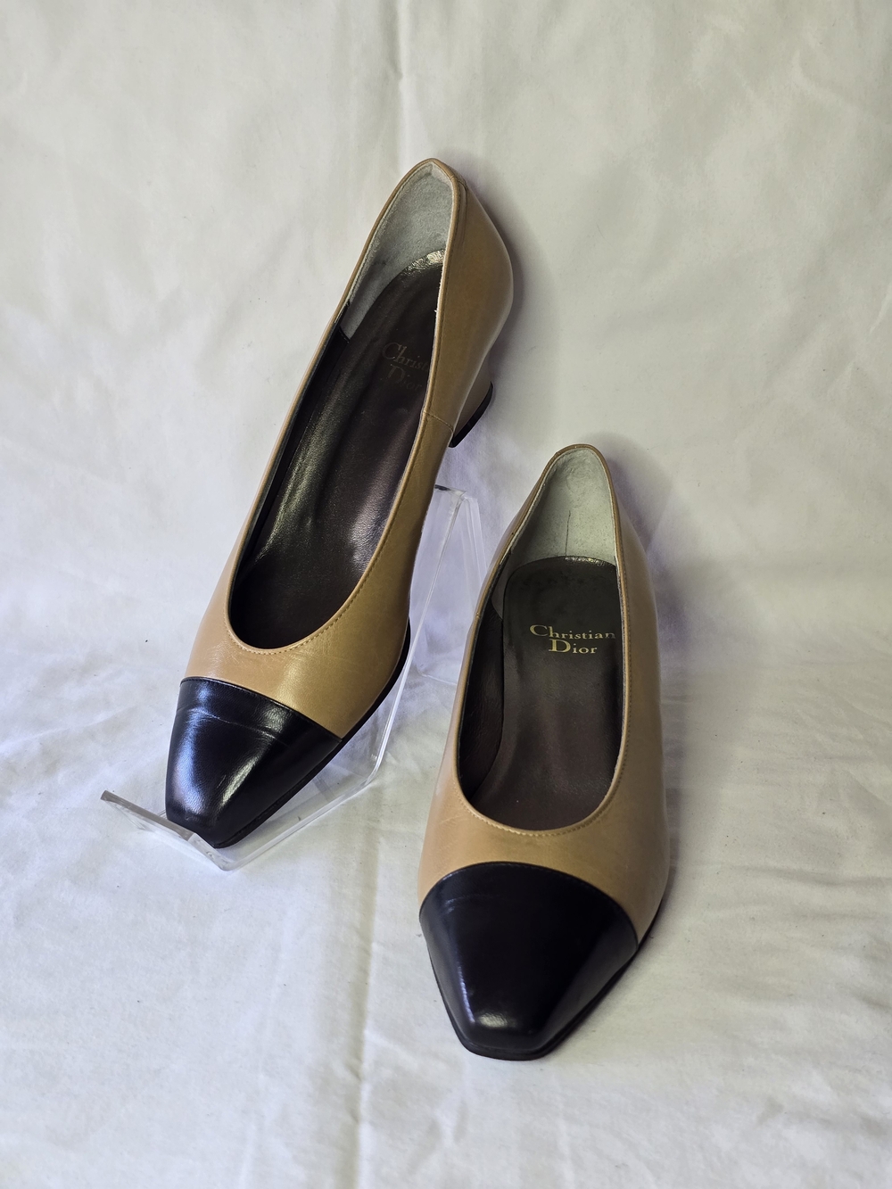 Dior Size 5 Two-Tone Beige and Black Leather Flats